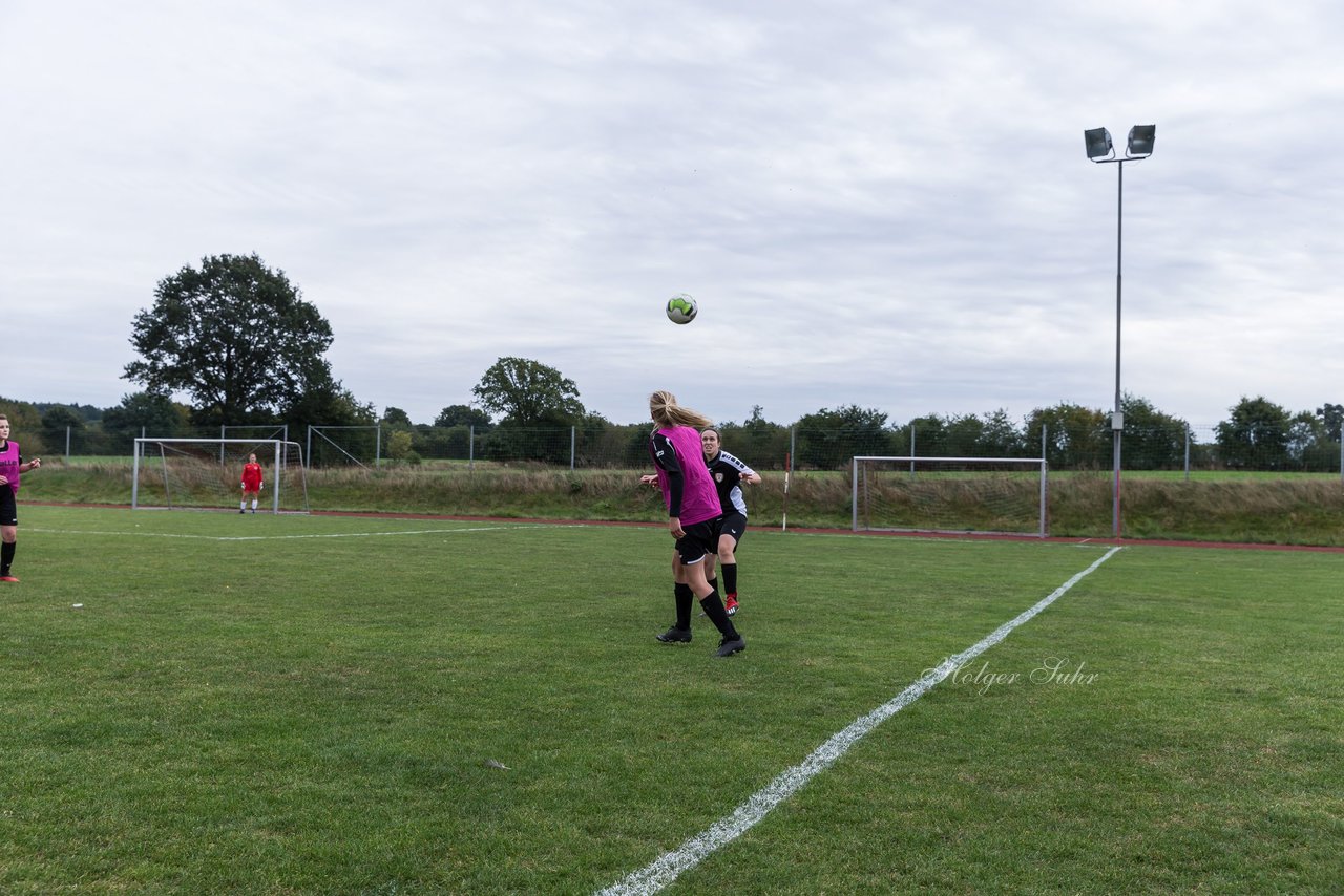 Bild 153 - Frauen Grossenasper SV - SV Steinhorst/Labenz : Ergebnis: 1:3